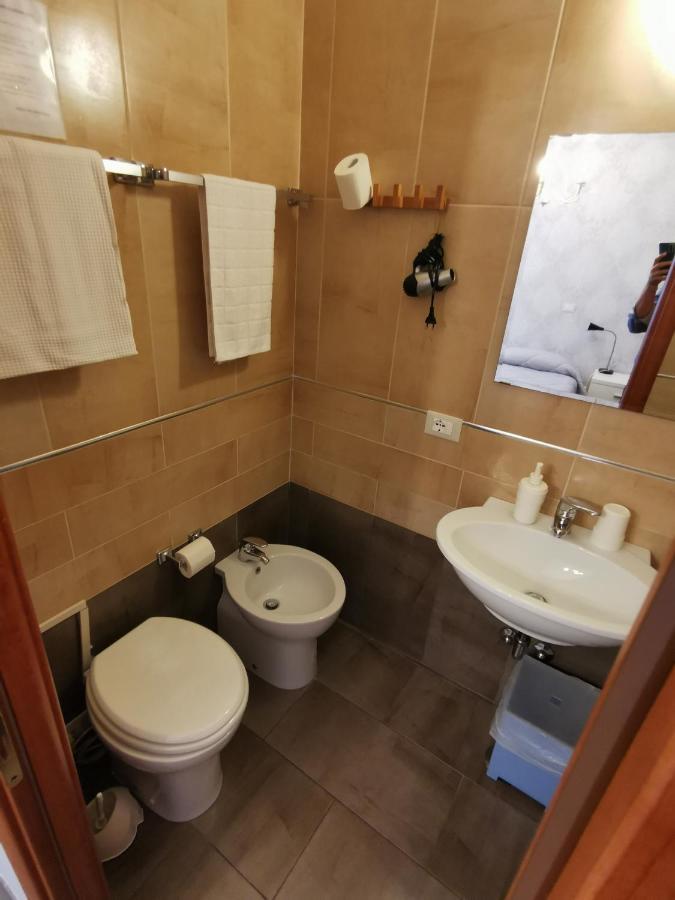 Bed And Breakfast Piramide โรม ภายนอก รูปภาพ