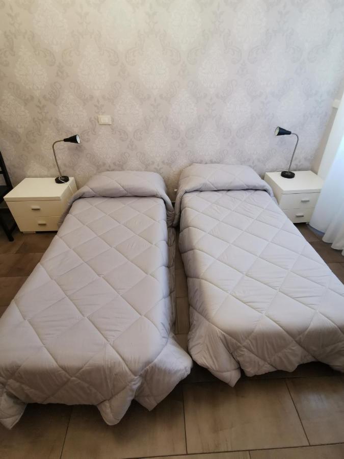 Bed And Breakfast Piramide โรม ภายนอก รูปภาพ